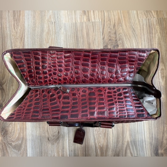 Chocolate Gator Signature Grande Tote by Consuela EUC - Picture 6 of 10